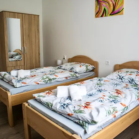 Izisz Apartman Matraterenye Exterior photo