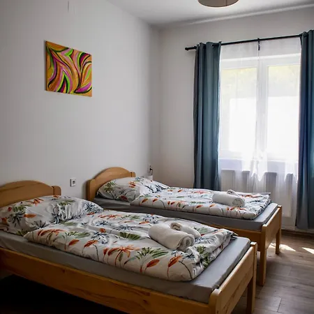 Izisz Apartman Matraterenye Exterior photo