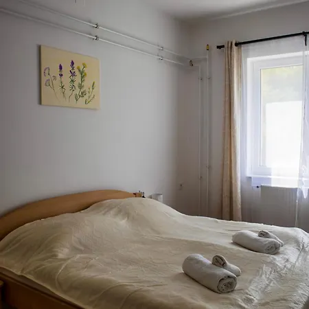 Izisz Apartman Matraterenye Exterior photo