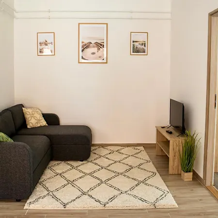 Izisz Apartman Matraterenye Exterior photo