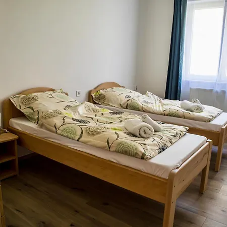 Izisz Apartman Matraterenye Exterior photo