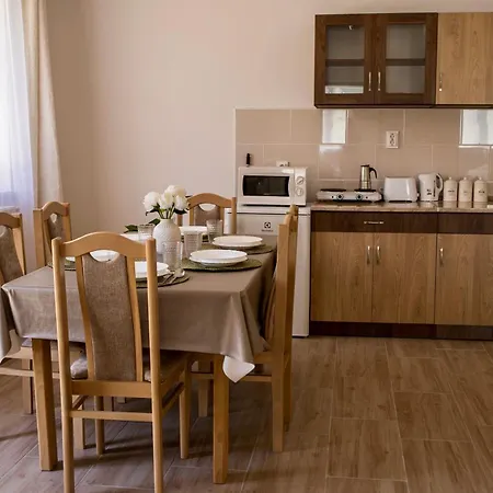 Izisz Apartman Matraterenye Exterior photo
