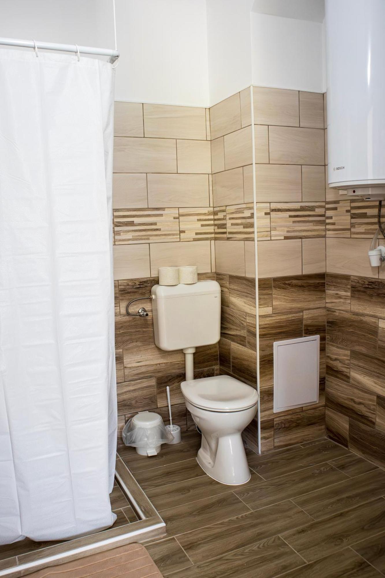 Izisz Apartment